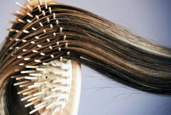 Які поживні речовини сприяють здоров'ю волосся? - изображение