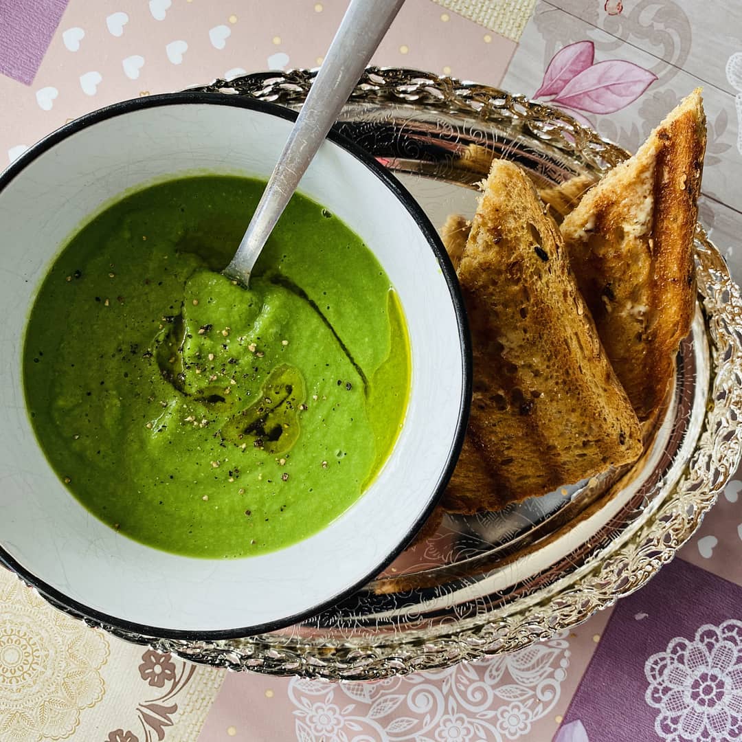 Суп-смузи со шпинатом и зеленым горошком. Простой рецепт - 2 изображение